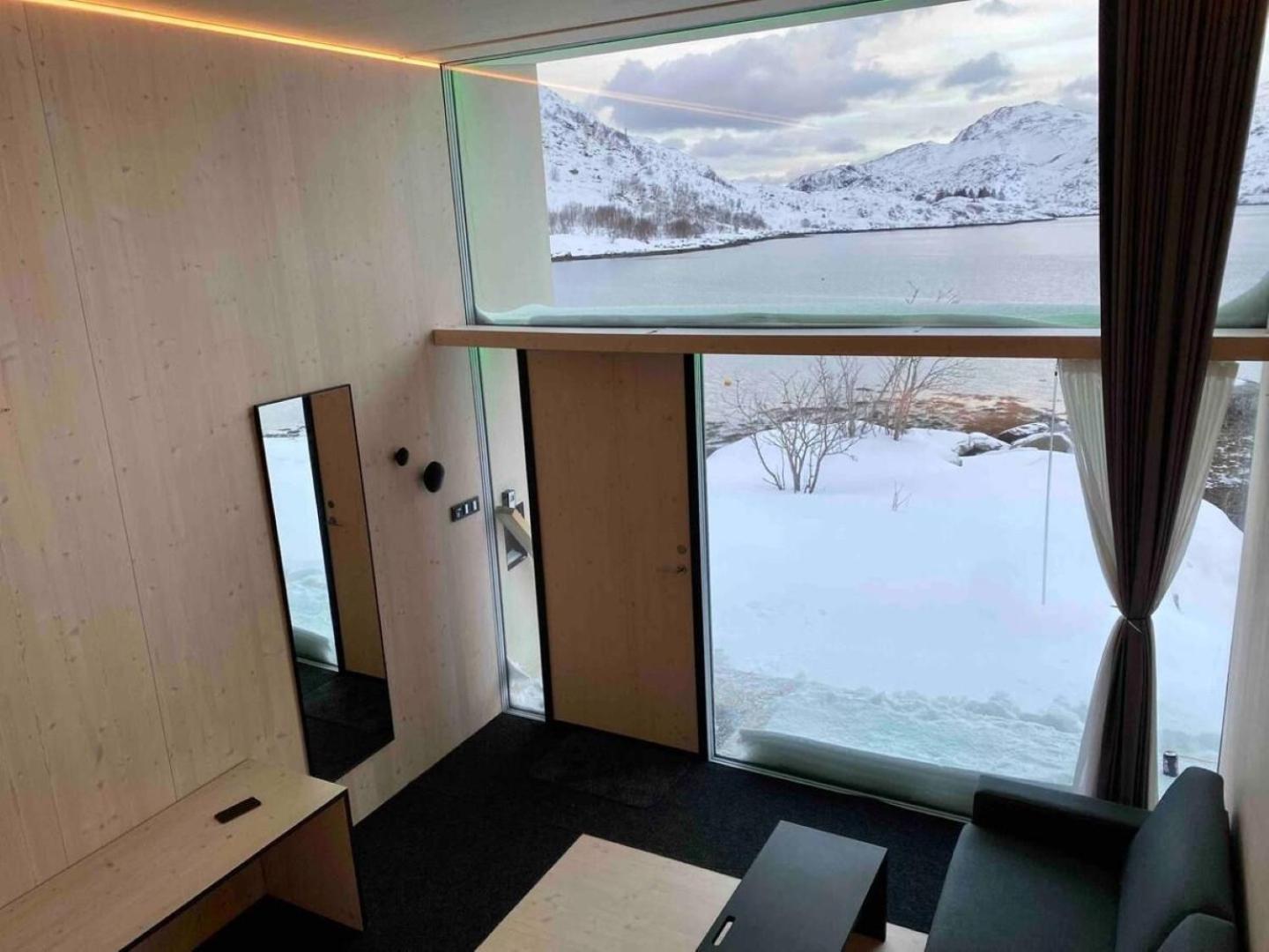 Oceanview Mini-House - Stunning Views Apartment Ramberg Bagian luar foto